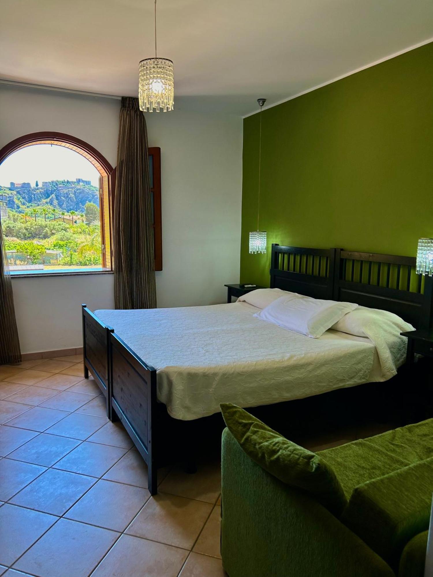 B&B Villa Rodriguez Milazzo Eksteriør billede