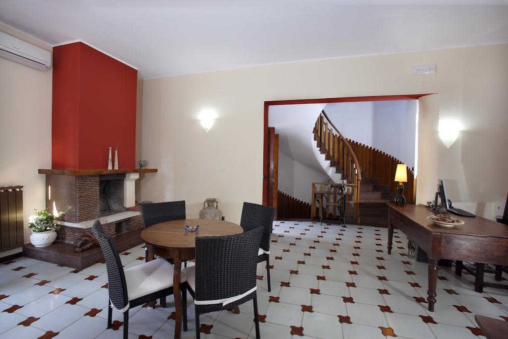 B&B Villa Rodriguez Milazzo Eksteriør billede